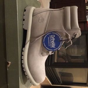New Women/ Men Timberland boots